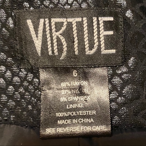 VIRTUE Faux Snake Leather Black Jacket - Picture 8 of 11